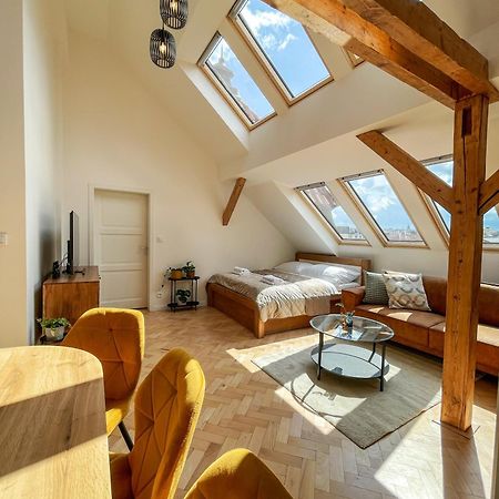 Stupartska - Attic Old Town Residence Praha Bagian luar foto